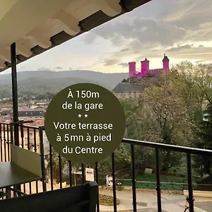 Aparthotel Aux 4 Logis Appart-hotel - Le Roof - Vue Splendide - Petit Dejeuner Inclus 1ere Nuit, Foix